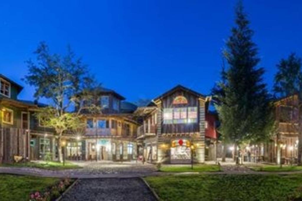 Lofts Del Mercado Villa La Angostura Luaran gambar
